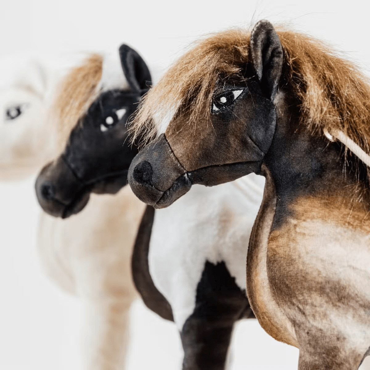 Kentucky Relax Horse Toy Tableux
