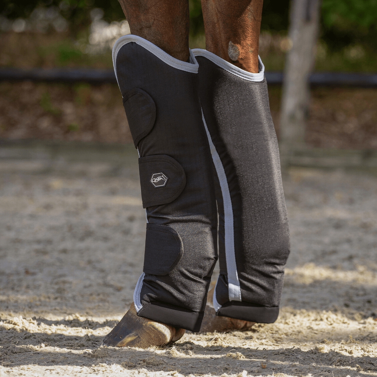 QHP Travel boots turnout
