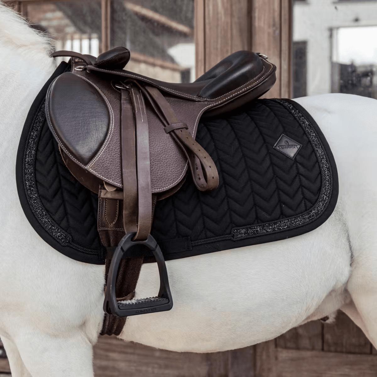 Kentucky Saddle Pad Glitter Stone Jumping Sort